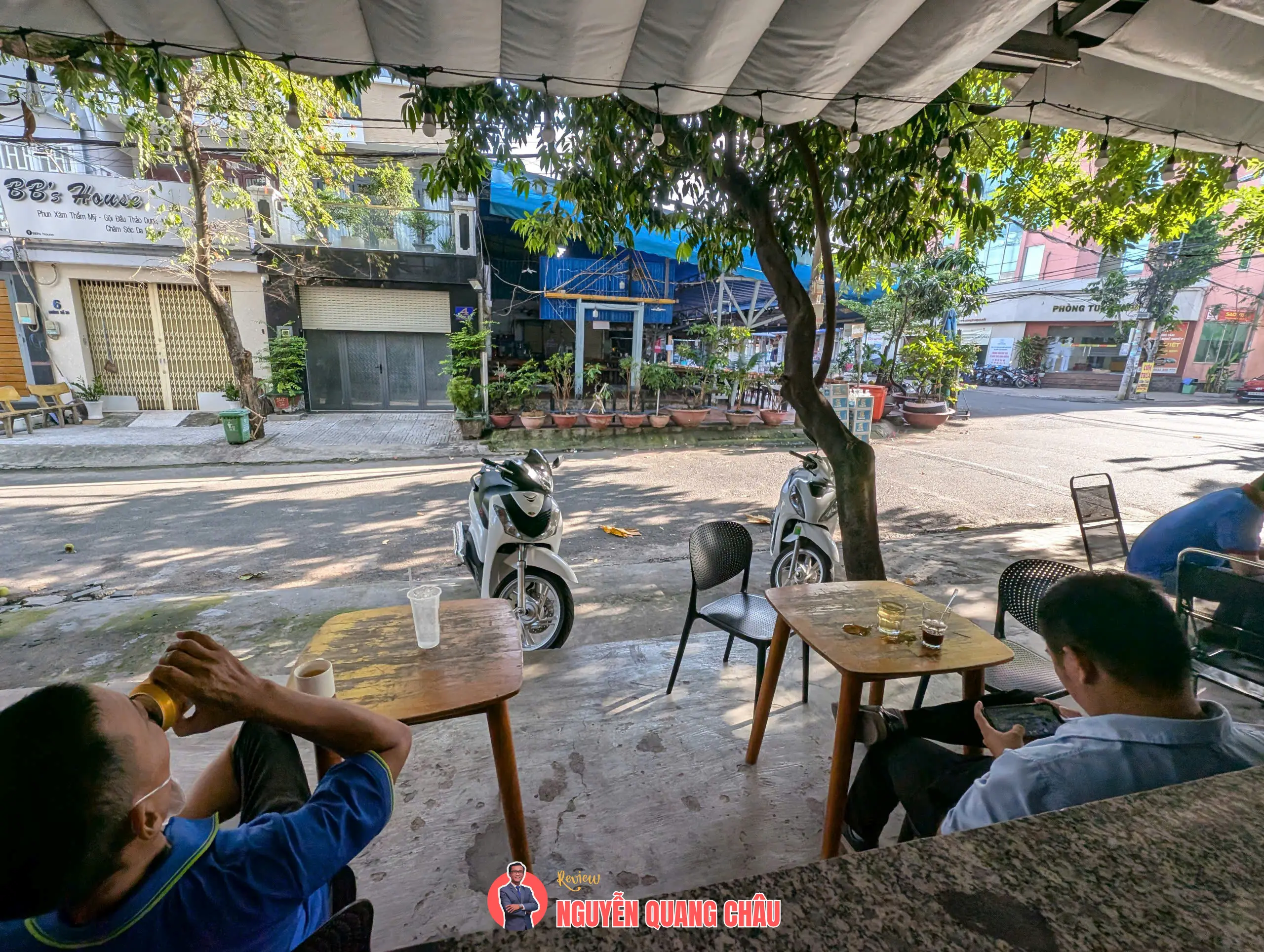 Review Sala Coffee chi nhánh 1 - Q Bình Tân: Không gian và trải nghiệm 3 Review chi tiet Sala Coffee chi nhanh 1 Quan Binh Tan 6