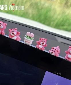 Set gấu Lotso mini trang trí màn hình ô tô bảng điều khiển, mô hình gấu dâu trang trí xe hơi 2 app shipxanh manager2FKd7aAP4jn9T8G7HNgYqdv6btcL432Fimages upload backend2Fe746603805ba1263c59af369f904189d 1